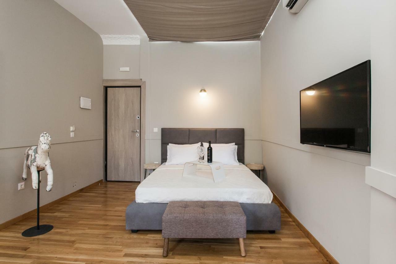 Step One | Luxury Suites Right In The Heart Of Acropolis Next To Metro Station Athens Exterior photo