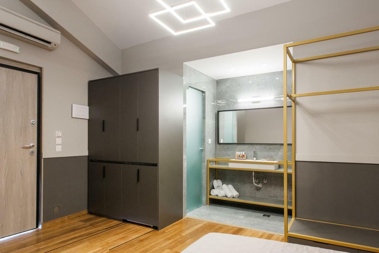Step One | Luxury Suites Right In The Heart Of Acropolis Next To Metro Station Athens Exterior photo